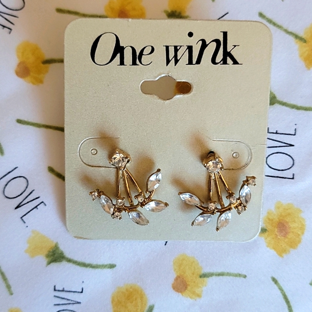 Never been worn boat like earrings